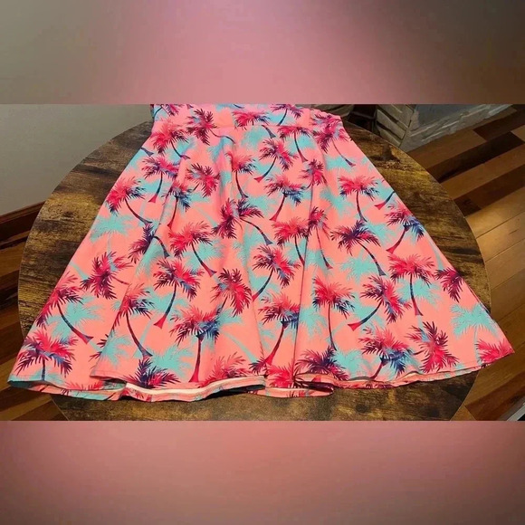 Qian Li | ladies Hawaiian print sundress. Size: 2XL - Picture 5 of 13